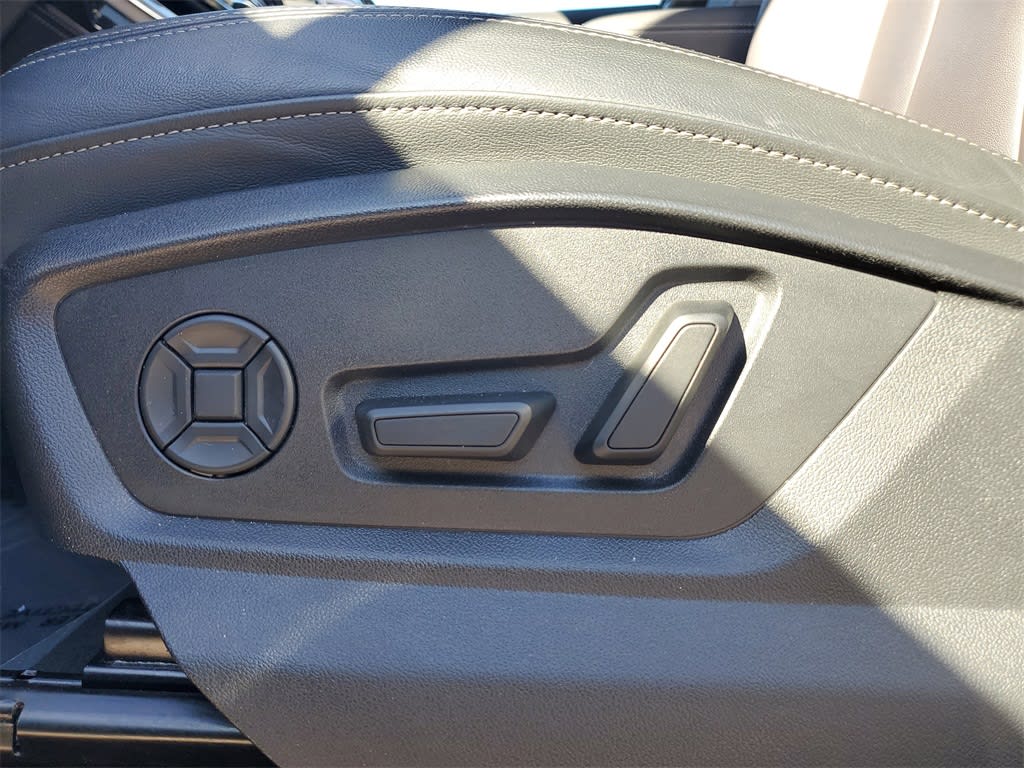 Thumbnail: 2025 Audi Q7 - 24