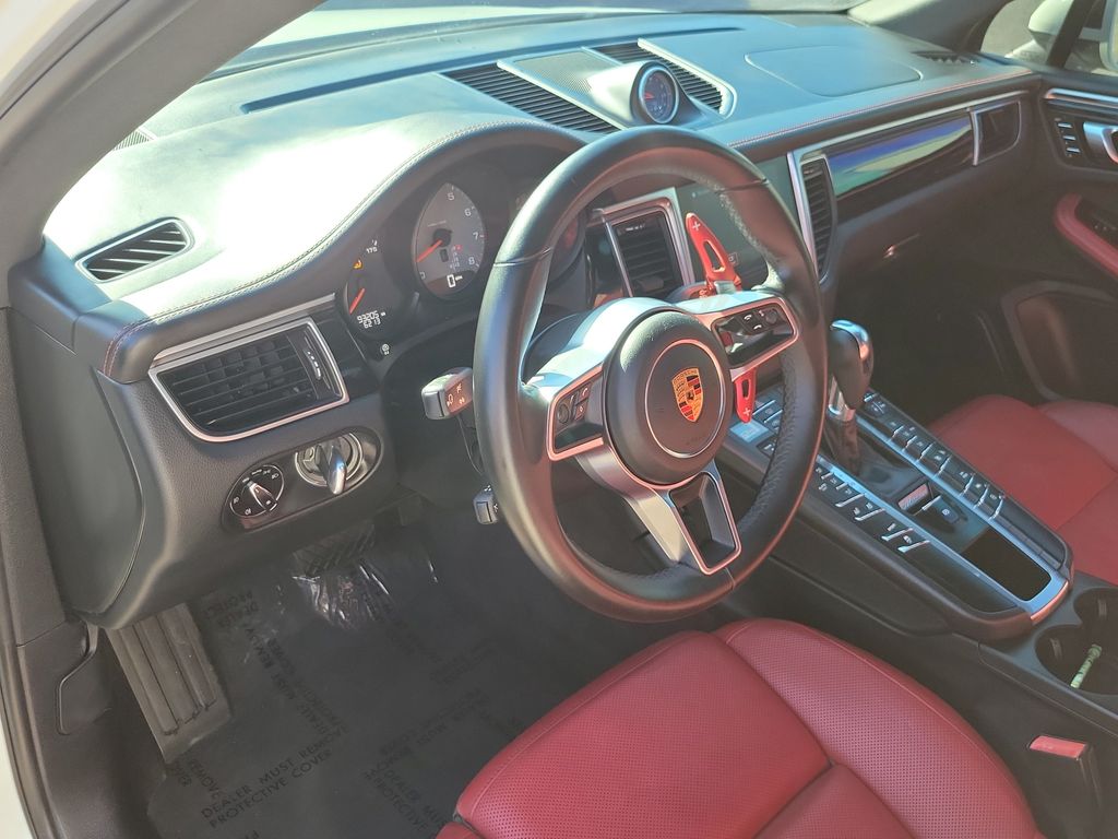 Thumbnail: 2018 Porsche Macan - 9