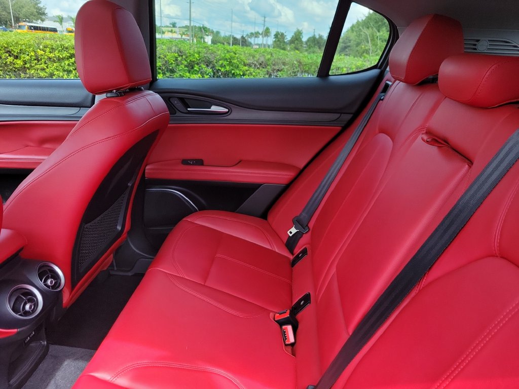 Thumbnail: 2020 Alfa Romeo Stelvio - 10