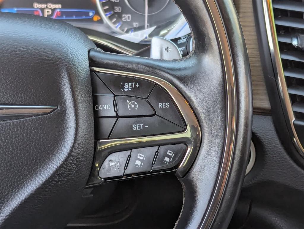 Thumbnail: 2015 Chrysler 200 - 24