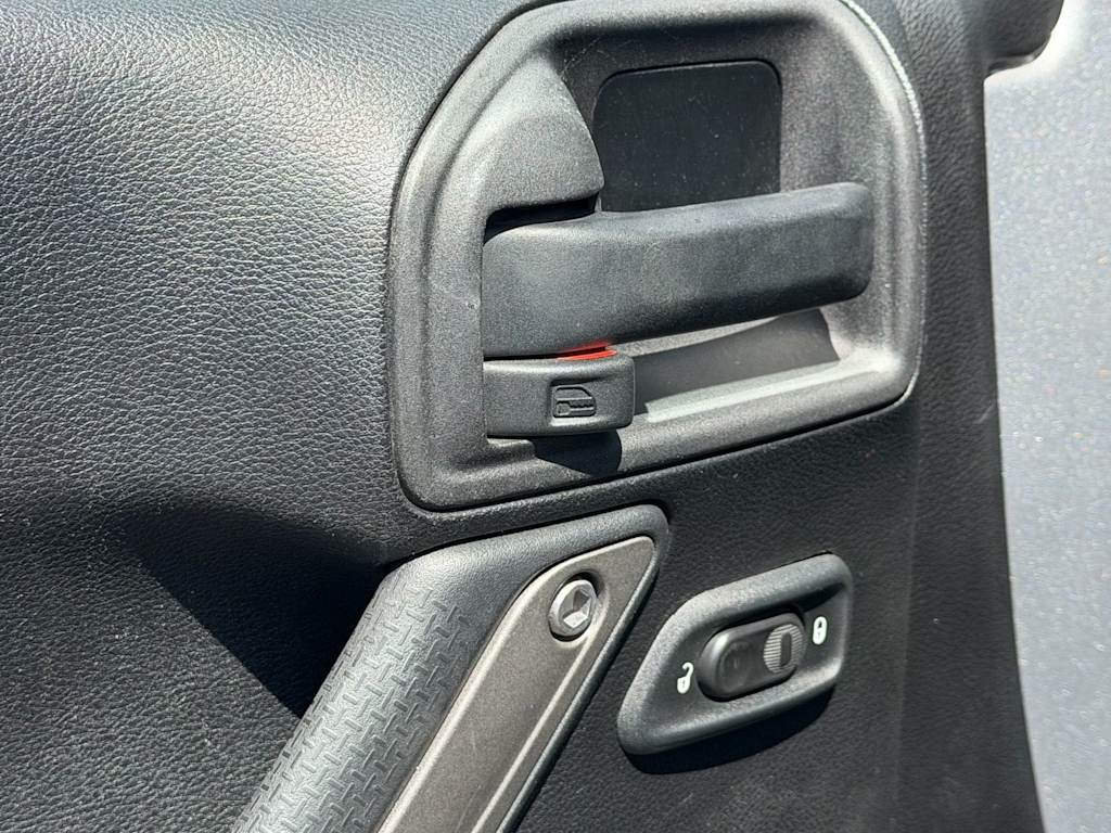 Thumbnail: 2013 Jeep Wrangler - 18