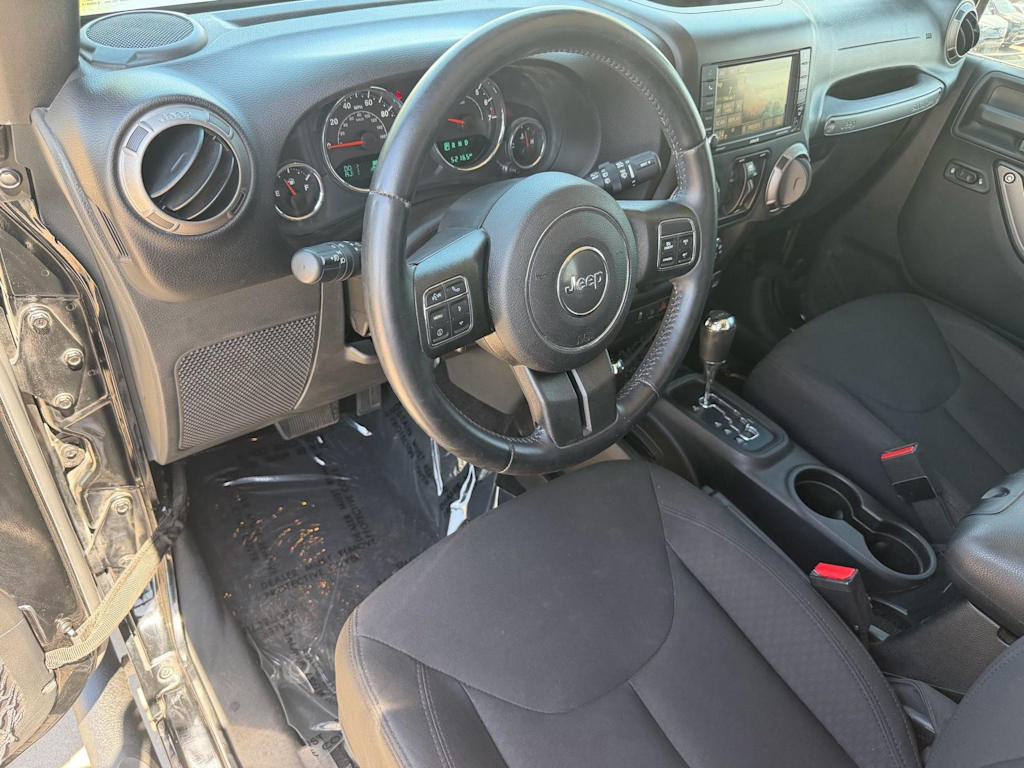 Thumbnail: 2016 Jeep Wrangler - 2