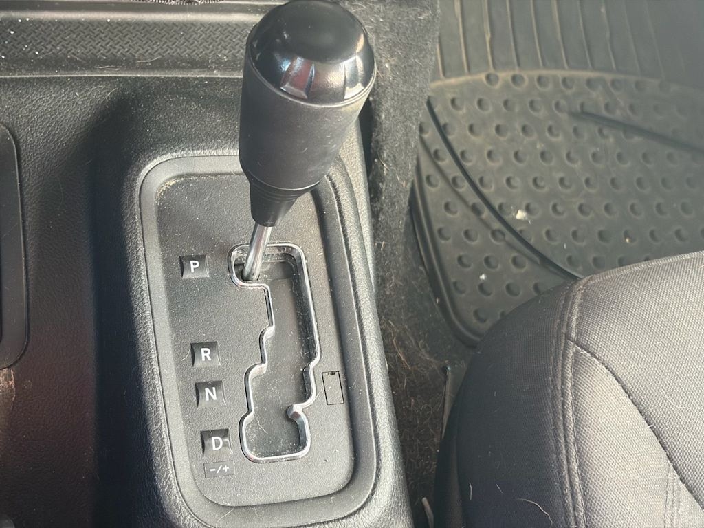 Thumbnail: 2018 Jeep Wrangler - 22