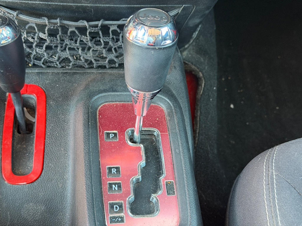 Thumbnail: 2014 Jeep Wrangler - 7