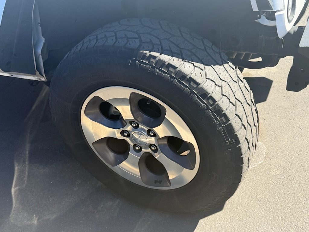 Thumbnail: 2017 Jeep Wrangler - 5