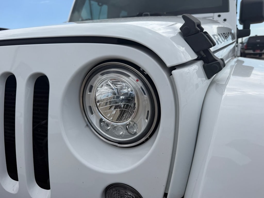 Thumbnail: 2017 Jeep Wrangler - 36