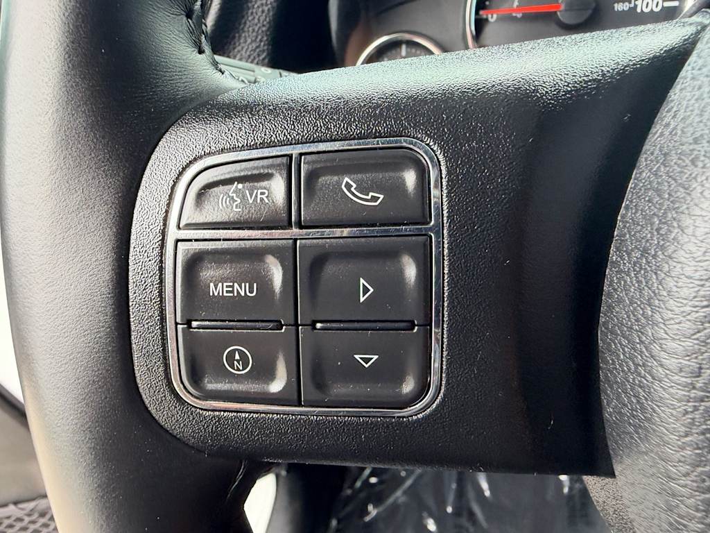 Thumbnail: 2017 Jeep Wrangler - 24