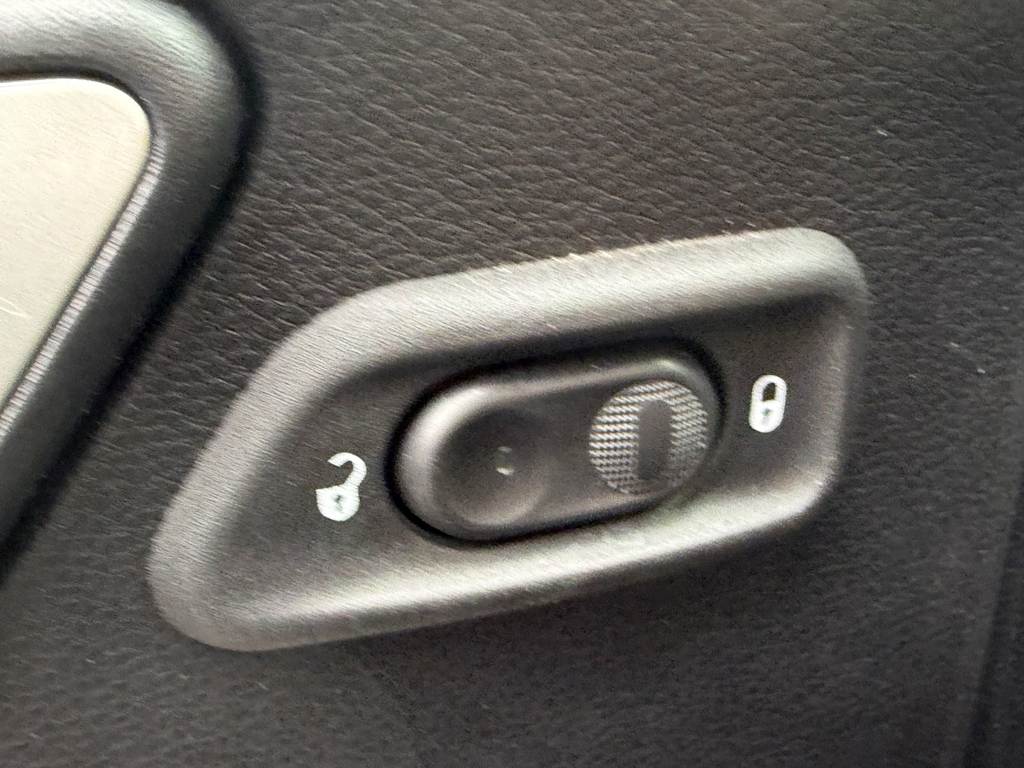 Thumbnail: 2014 Jeep Wrangler - 11