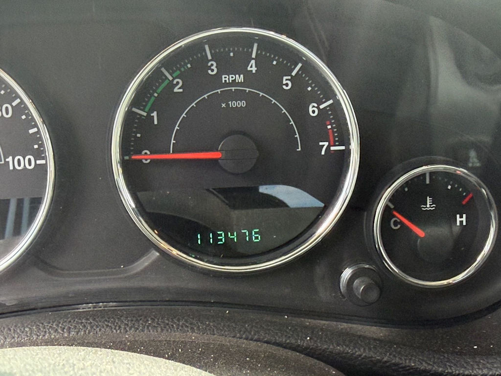 Thumbnail: 2014 Jeep Wrangler - 8