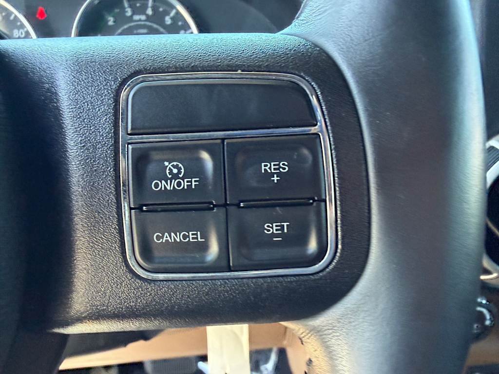 Thumbnail: 2014 Jeep Wrangler - 22