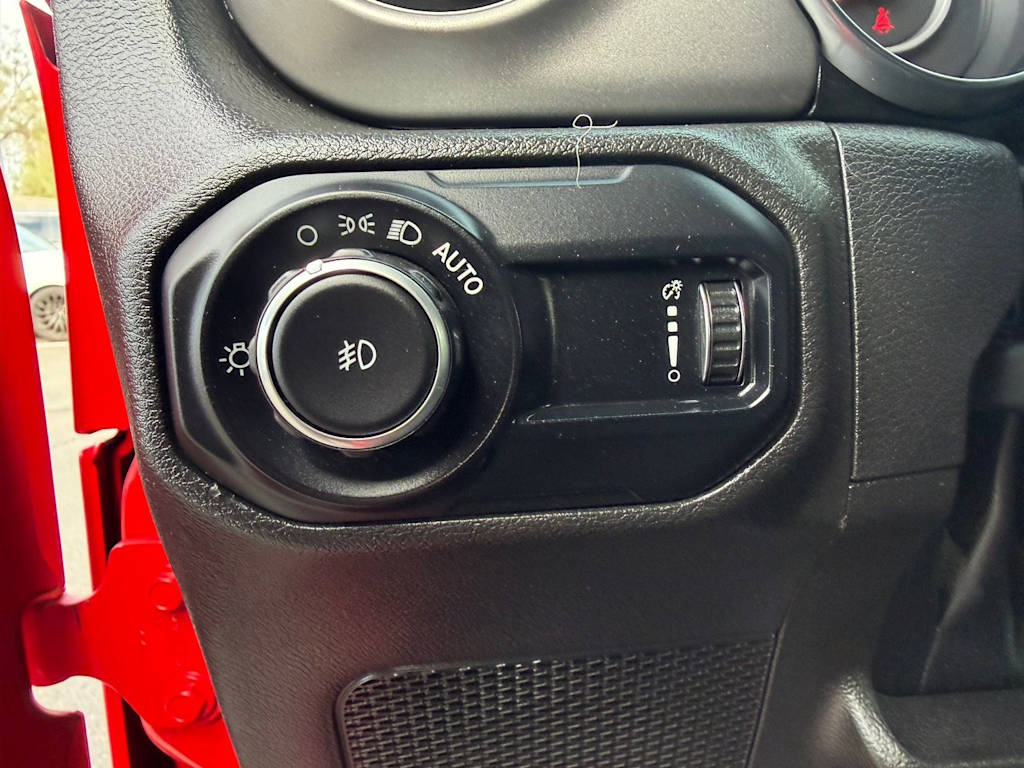 Thumbnail: 2023 Jeep Wrangler - 23