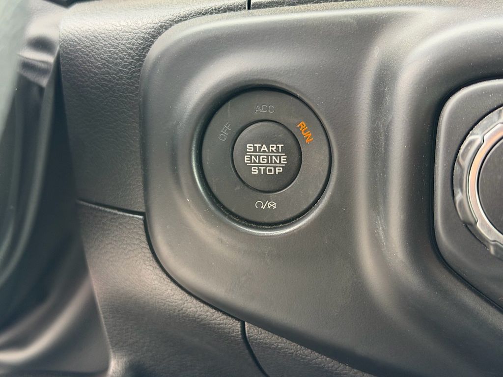 Thumbnail: 2022 Jeep Wrangler - 16