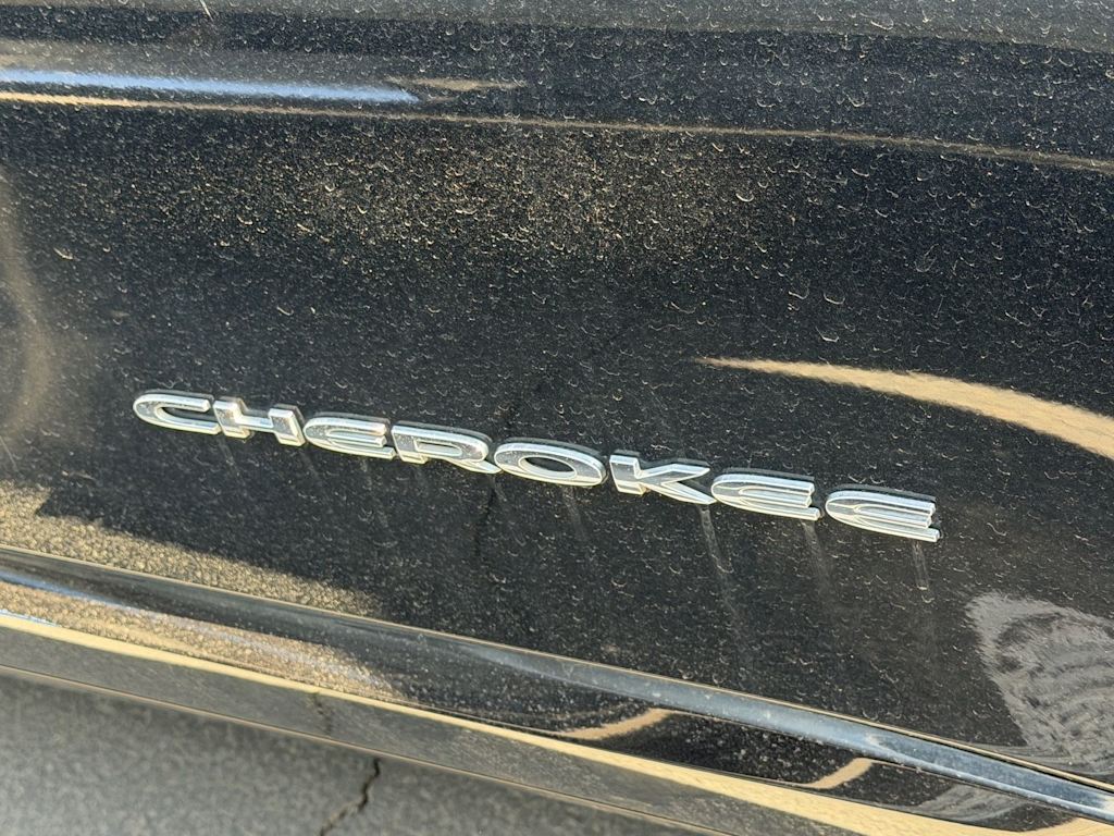 Thumbnail: 2016 Jeep Cherokee - 3