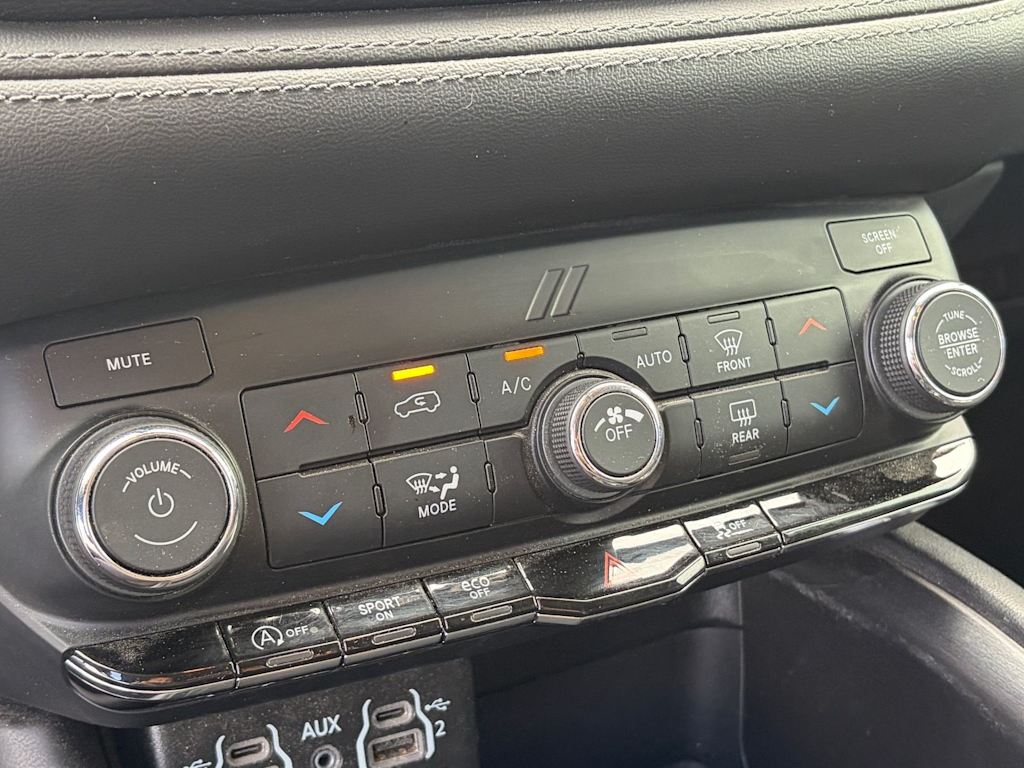 Thumbnail: 2022 Dodge Durango - 18
