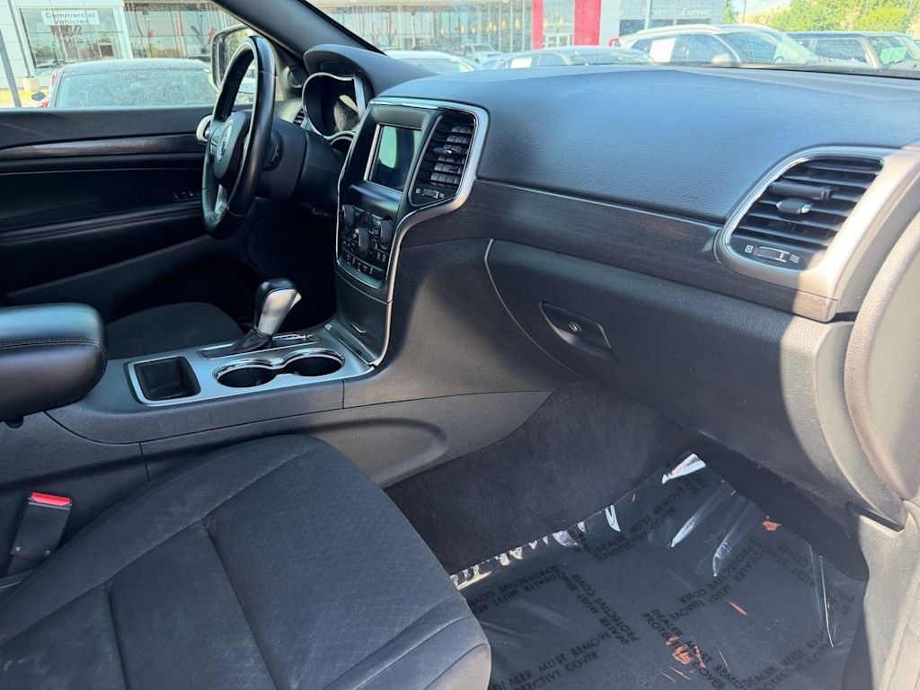 Thumbnail: 2018 Jeep Grand Cherokee - 9