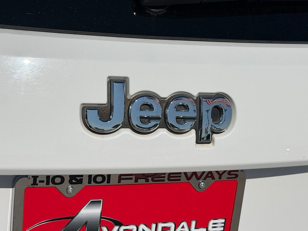 Thumbnail: 2018 Jeep Grand Cherokee - 7