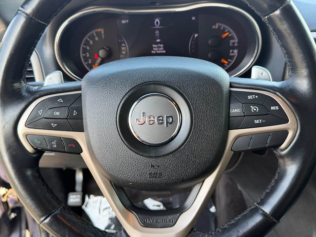 Thumbnail: 2015 Jeep Grand Cherokee - 33