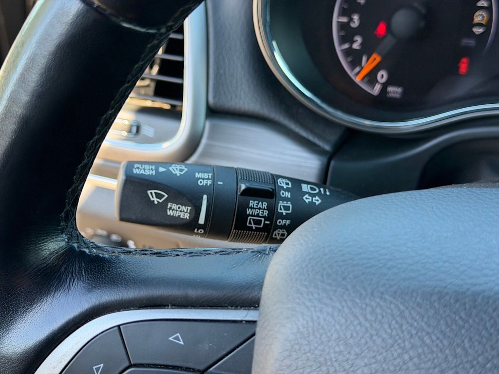 Thumbnail: 2021 Jeep Grand Cherokee - 19