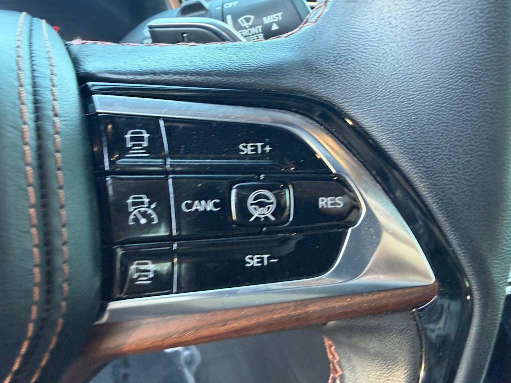Thumbnail: 2022 Jeep Grand Cherokee - 24