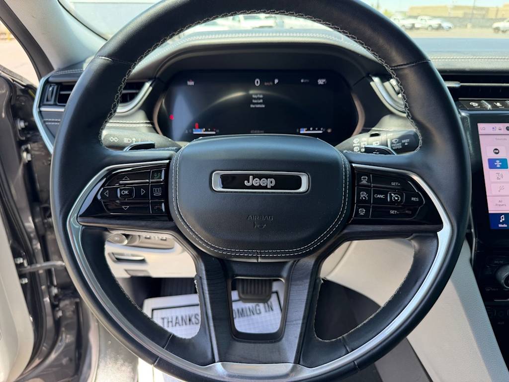 Thumbnail: 2022 Jeep Grand Cherokee L - 9