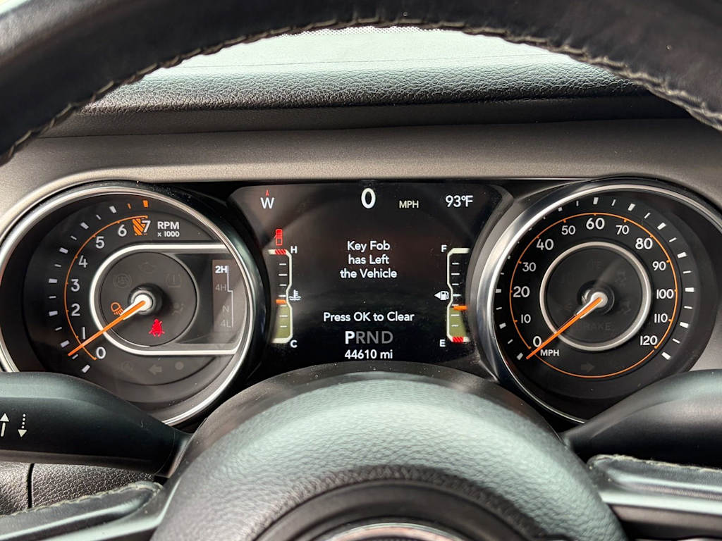 Thumbnail: 2021 Jeep Gladiator - 14