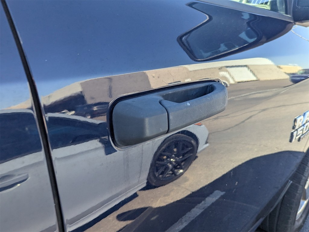 Thumbnail: 2019 RAM 1500 - 23