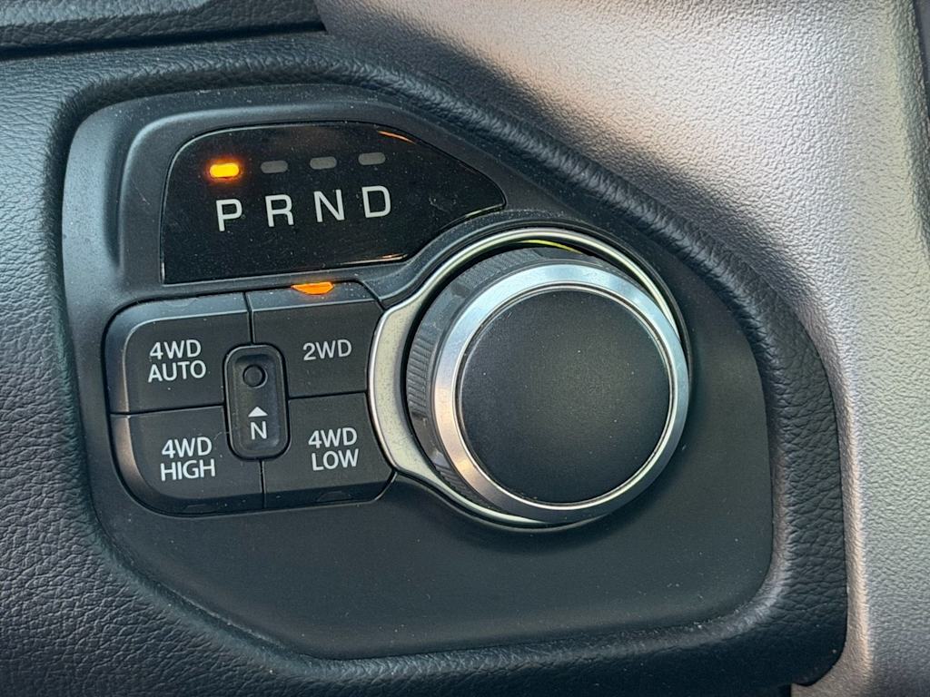 Thumbnail: 2019 RAM 1500 - 31