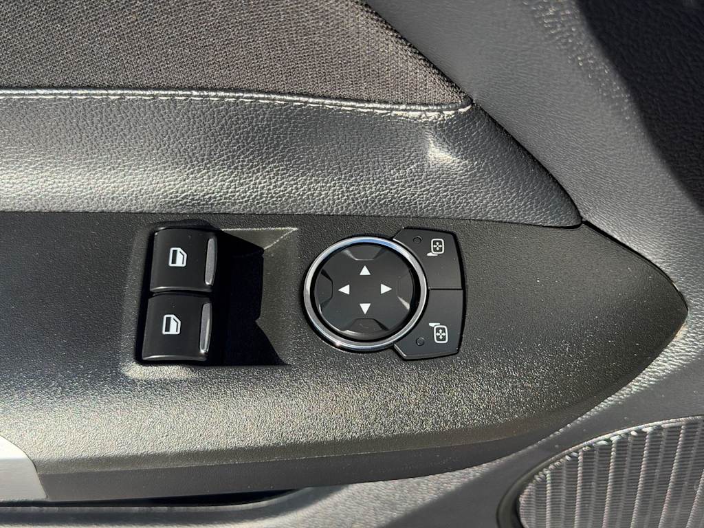 Thumbnail: 2017 Ford Mustang - 21