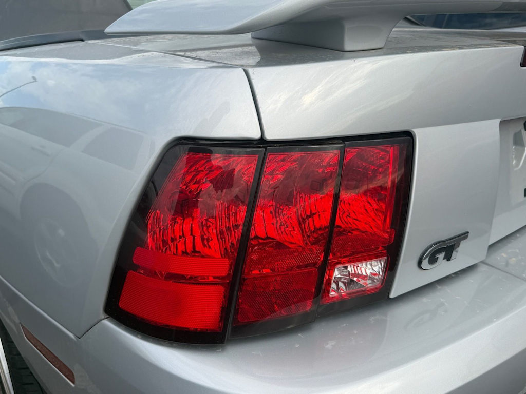 Thumbnail: 2002 Ford Mustang - 15