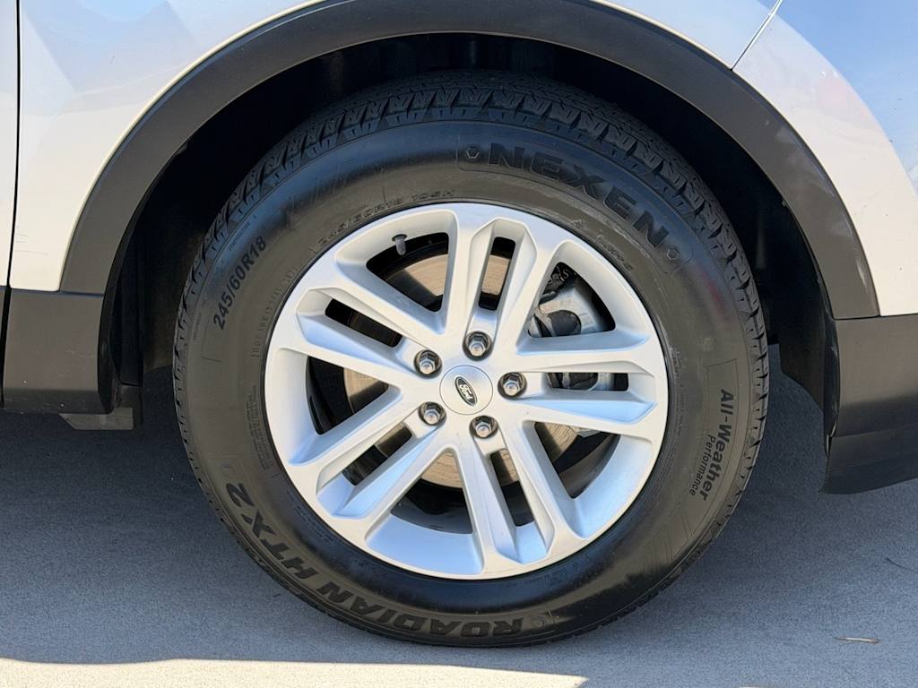 Thumbnail: 2015 Ford Explorer - 6