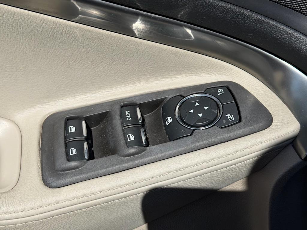 Thumbnail: 2015 Ford Explorer - 20