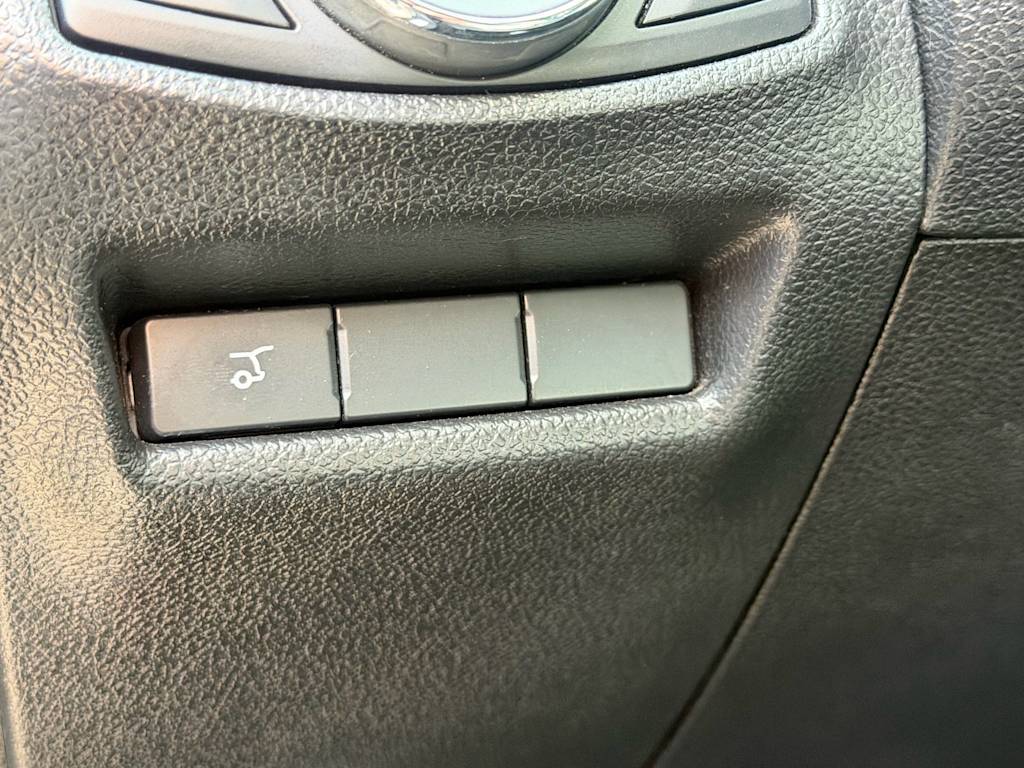 Thumbnail: 2018 Ford Explorer - 17