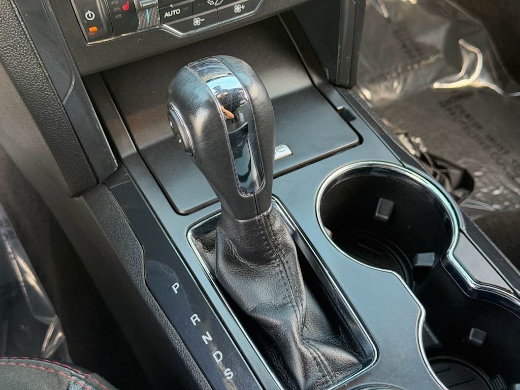 Thumbnail: 2019 Ford Explorer - 9