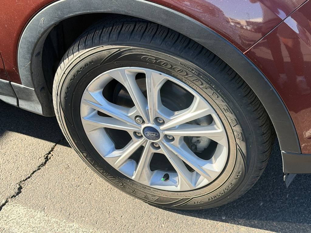 Thumbnail: 2018 Ford Escape - 3