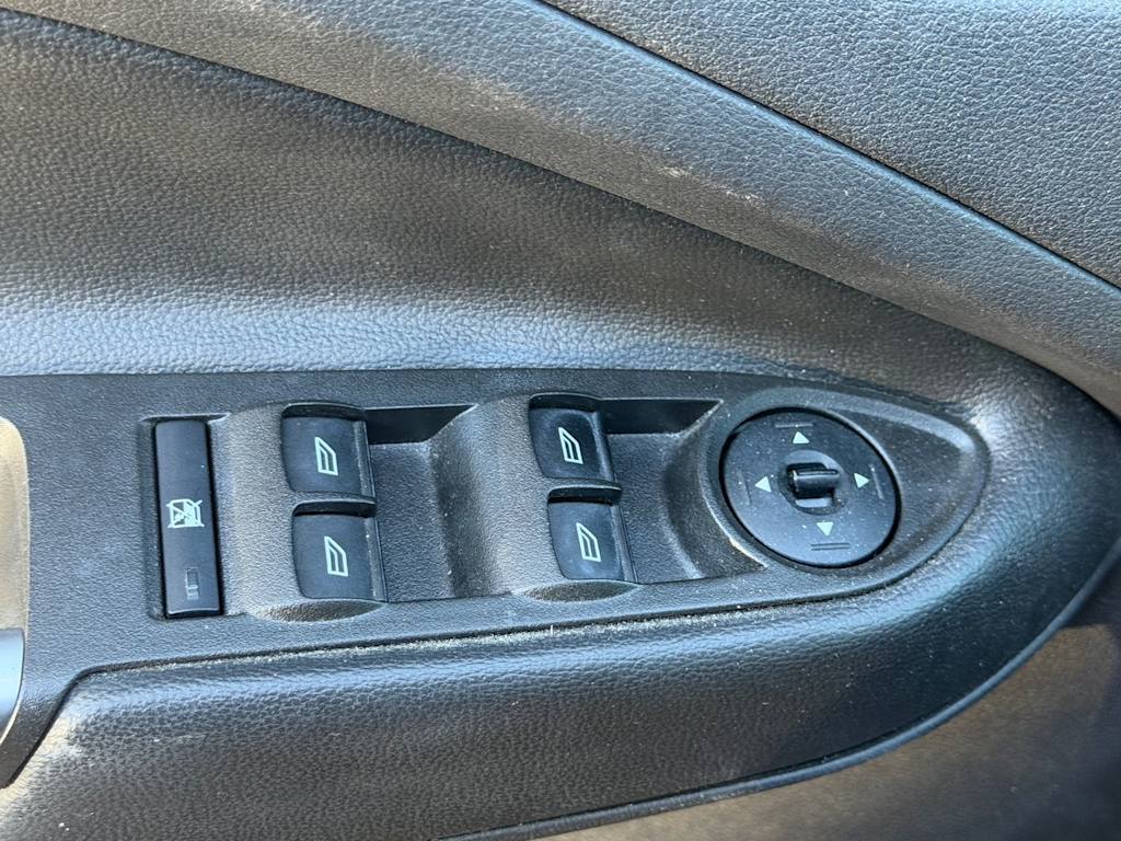 Thumbnail: 2018 Ford Escape - 10