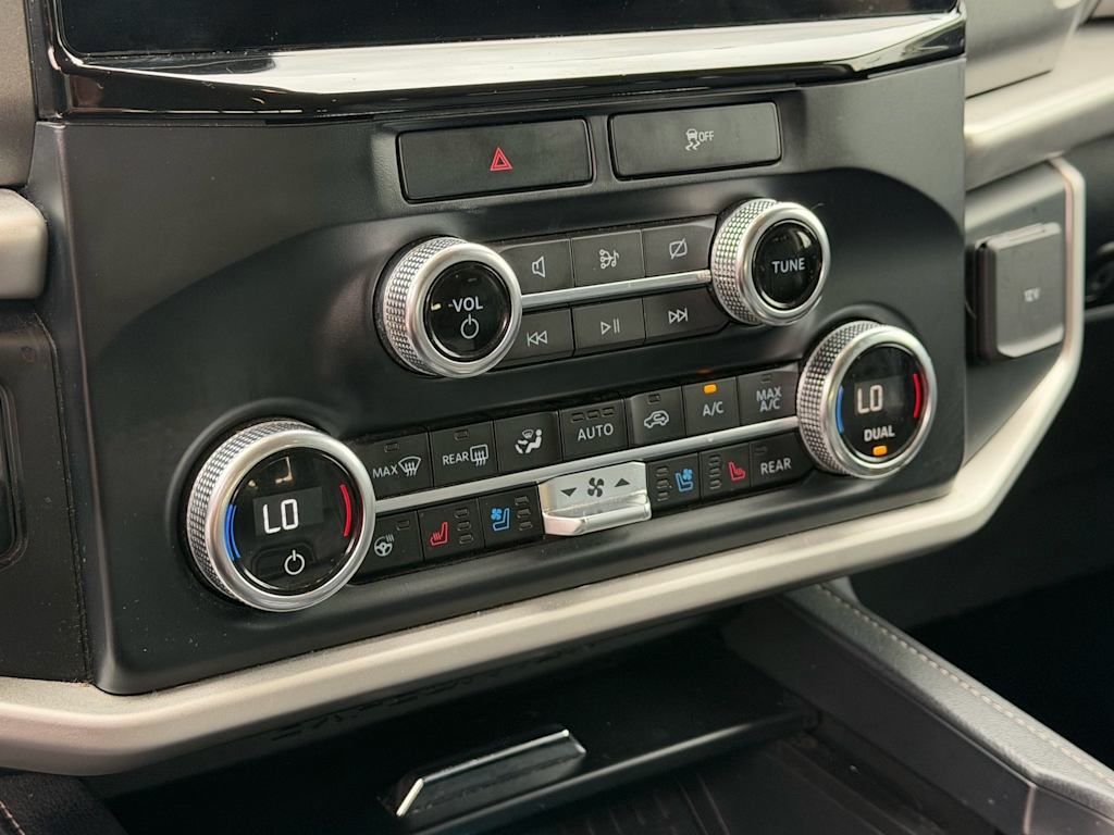 Thumbnail: 2023 Ford Expedition MAX - 32