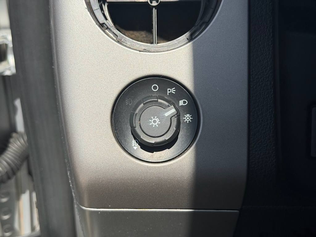 Thumbnail: 2017 Ford Expedition - 25