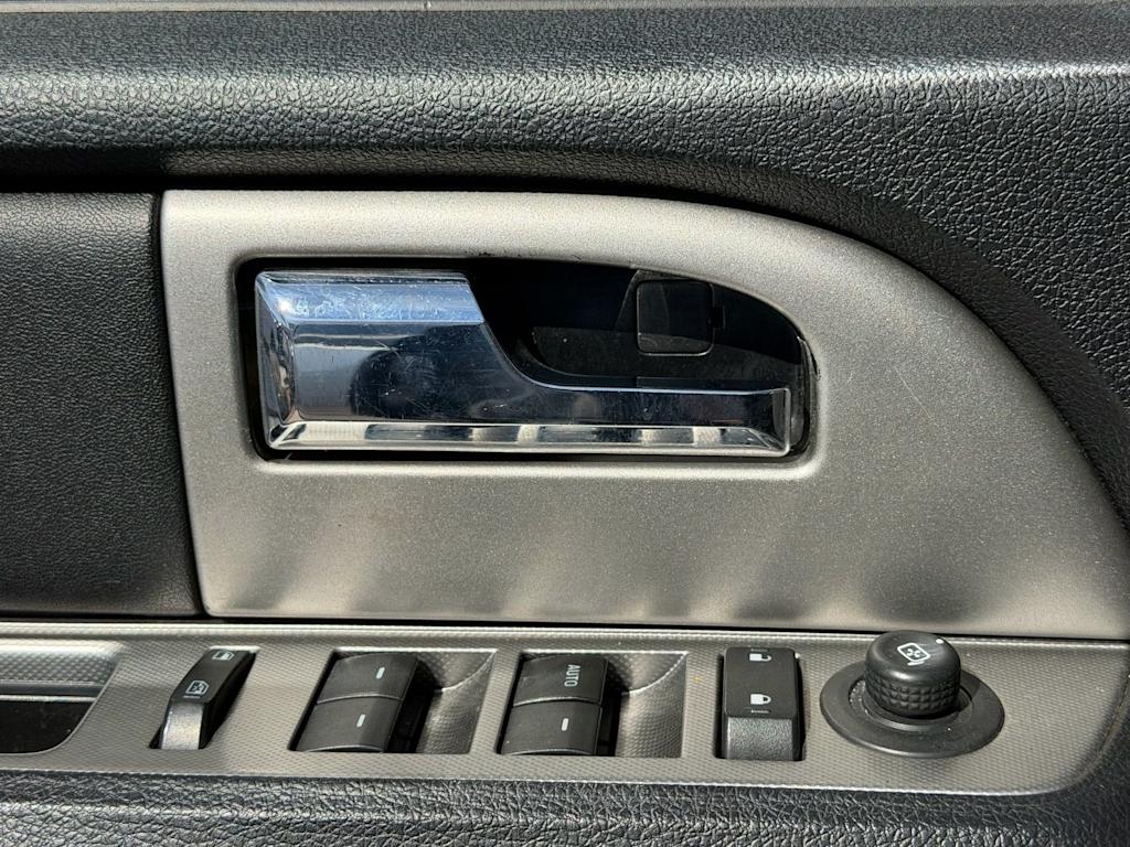 Thumbnail: 2017 Ford Expedition - 24