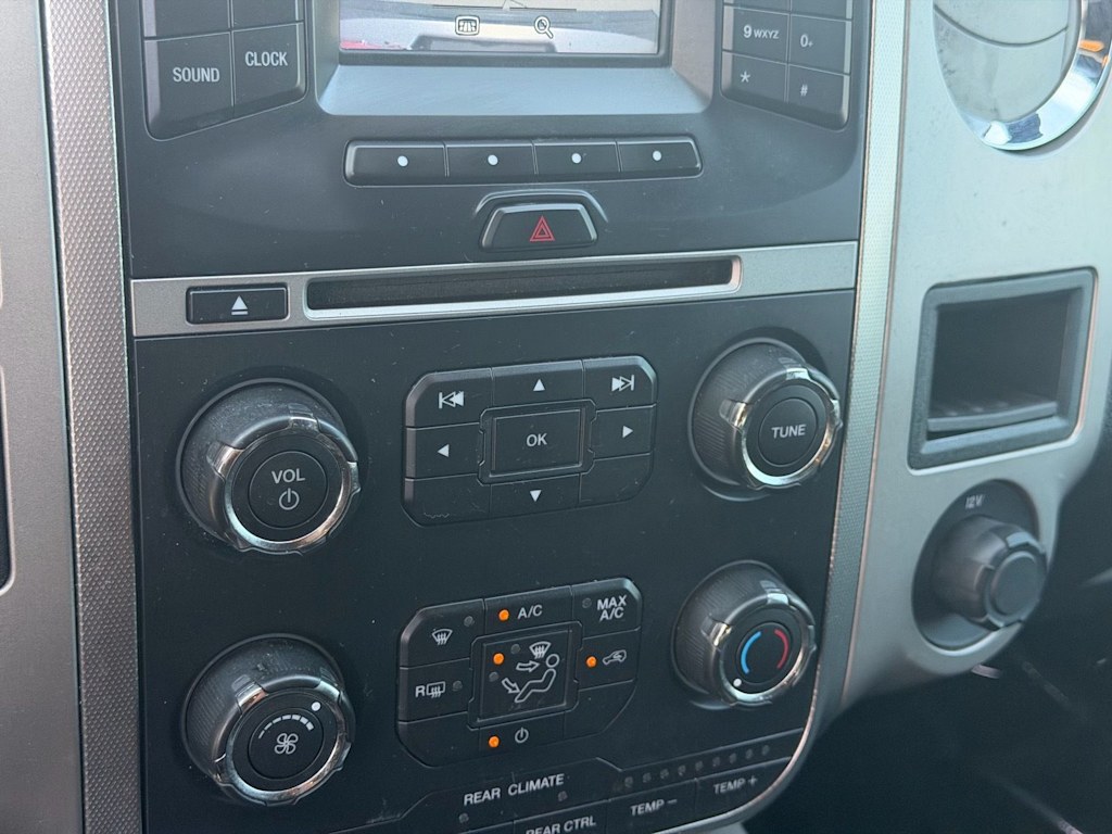 Thumbnail: 2017 Ford Expedition - 30