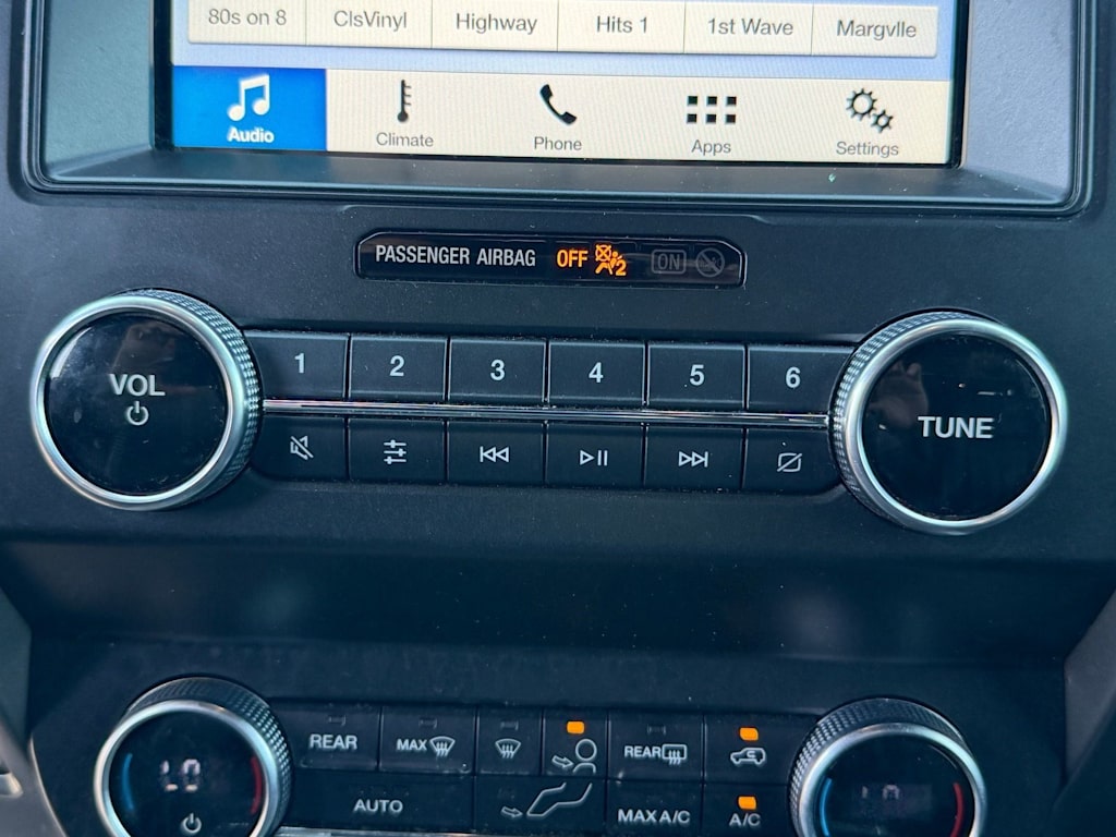Thumbnail: 2019 Ford Expedition - 29