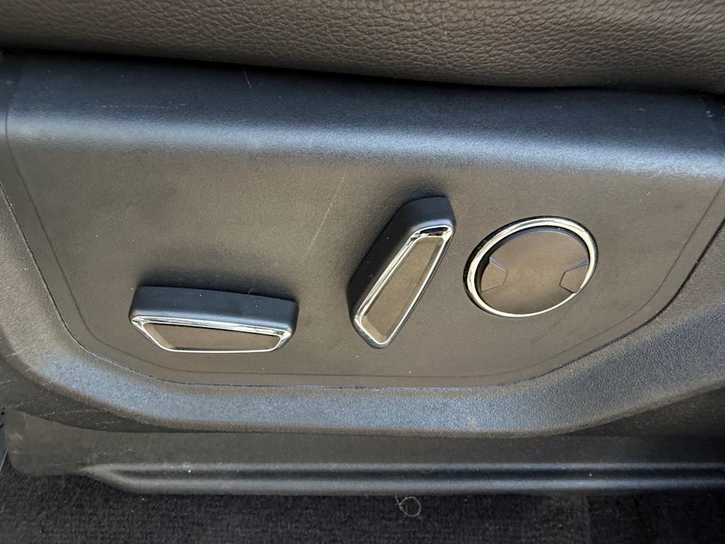 Thumbnail: 2019 Ford Expedition - 19