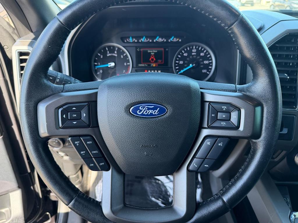 Thumbnail: 2019 Ford Expedition - 11