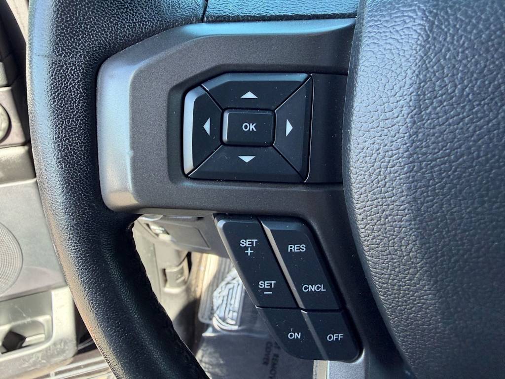 Thumbnail: 2019 Ford Expedition - 25