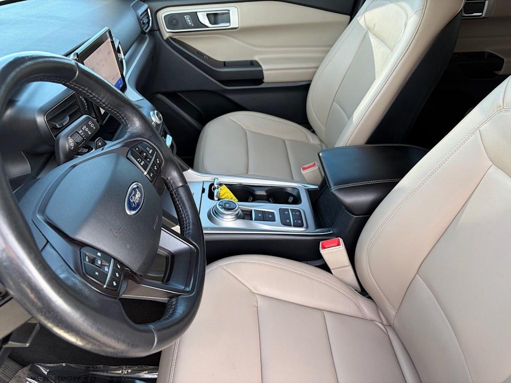 Thumbnail: 2020 Ford Explorer - 10