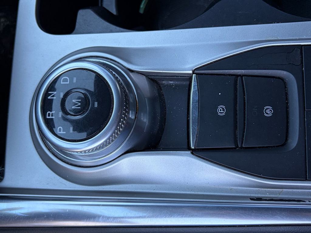 Thumbnail: 2020 Ford Explorer - 20