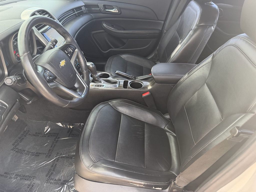 Thumbnail: 2014 Chevrolet Malibu - 9