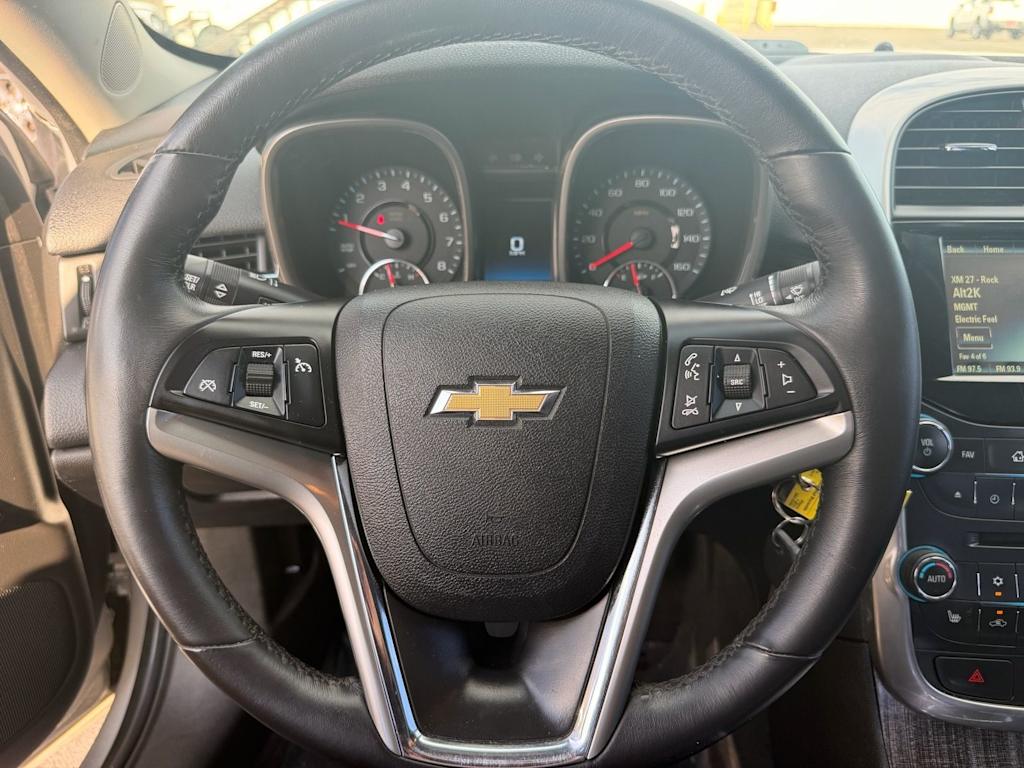 Thumbnail: 2014 Chevrolet Malibu - 8