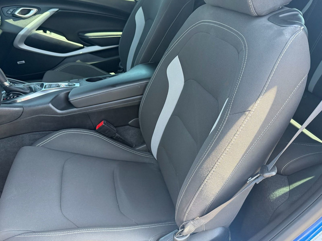 Thumbnail: 2018 Chevrolet Camaro - 22