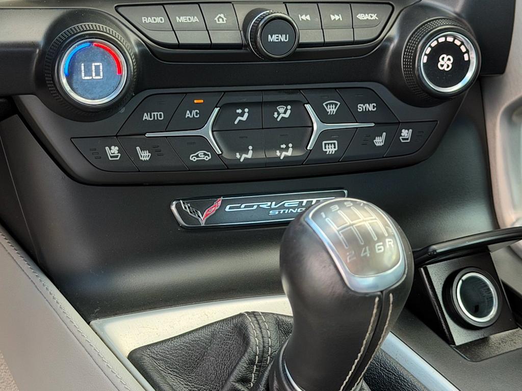 Thumbnail: 2014 Chevrolet Corvette - 29