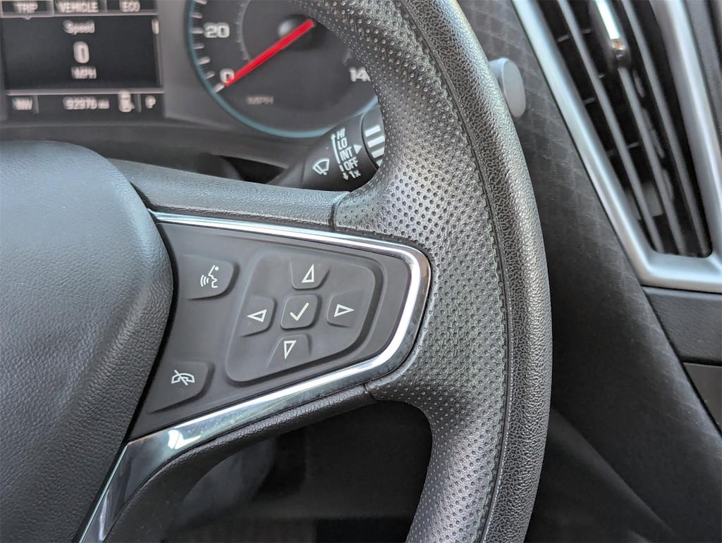 Thumbnail: 2020 Chevrolet Malibu - 25